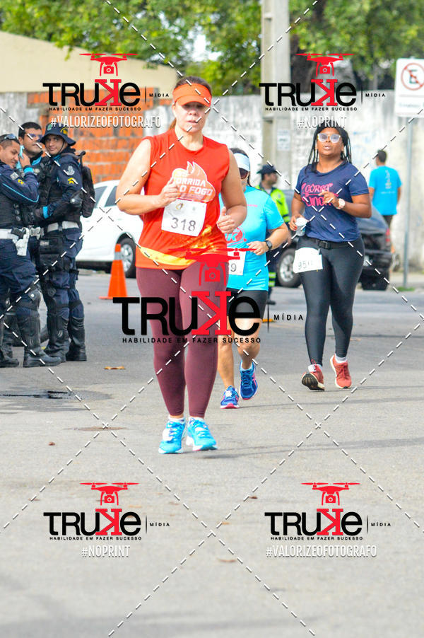 Buy your photos of the eventCorrida do Fogo on Fotop