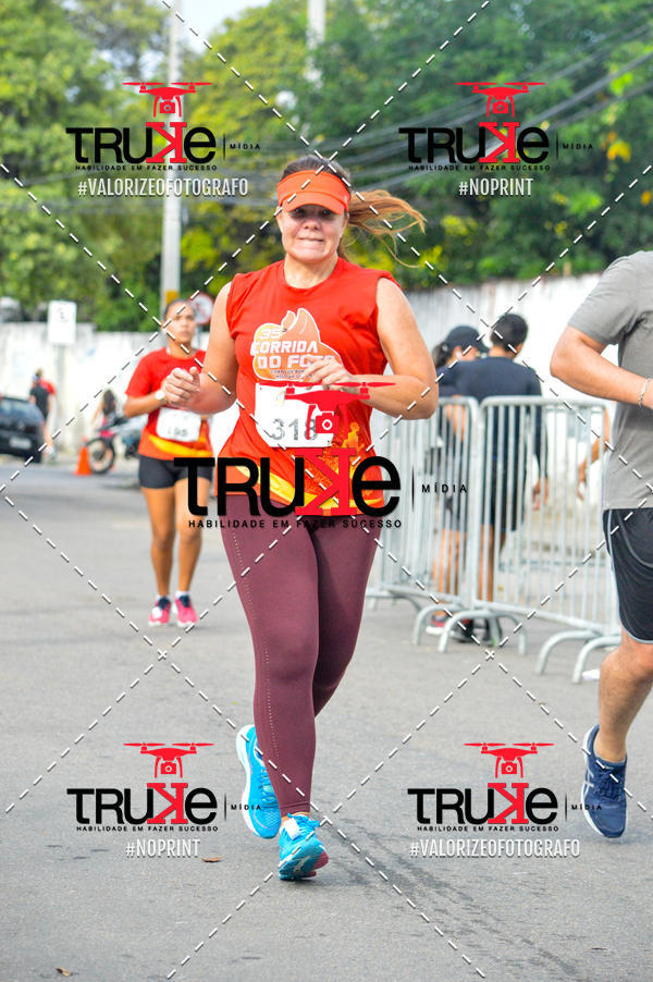 Buy your photos of the eventCorrida do Fogo on Fotop