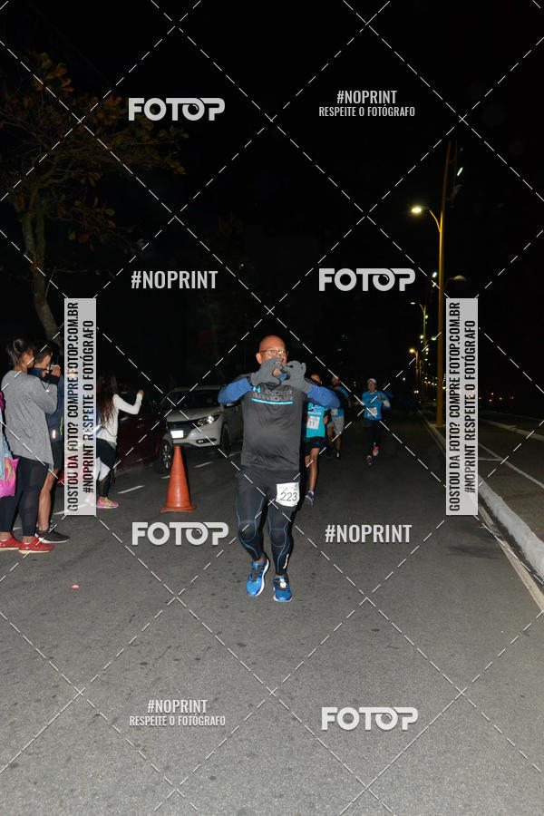 Buy your photos of the eventCocadas Night Run on Fotop