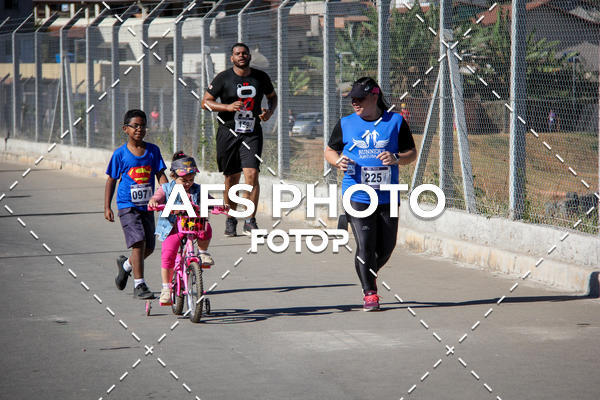 Buy your photos of the eventCorrida e Caminhada Metropax Academia M�vel 2019 on Fotop