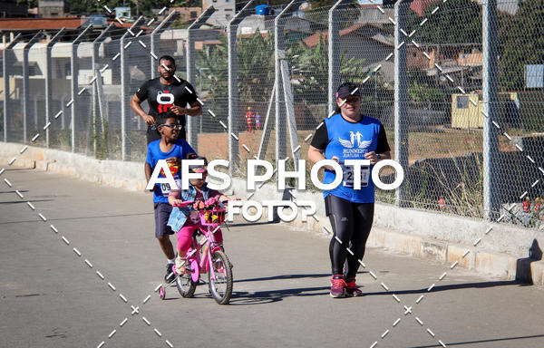 Buy your photos of the eventCorrida e Caminhada Metropax Academia M�vel 2019 on Fotop
