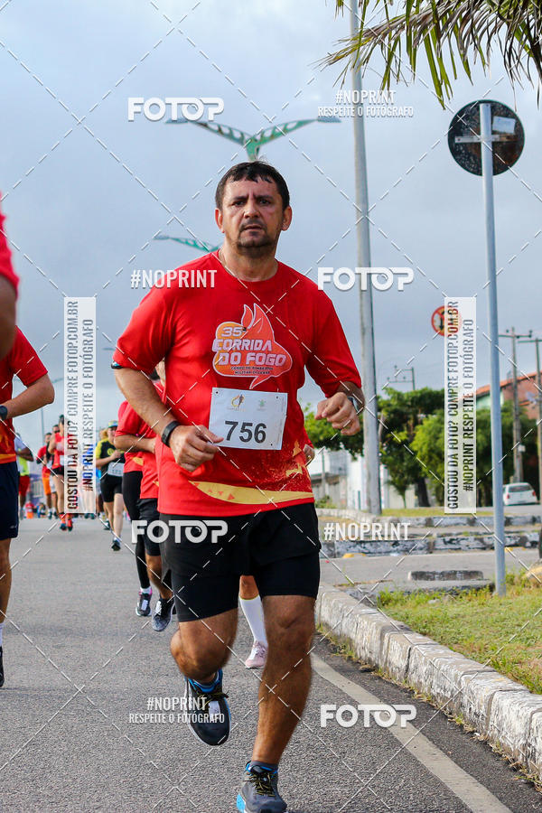 Achetez vos photos de l'vnement35  Corrida  do Fogo  sur Fotop