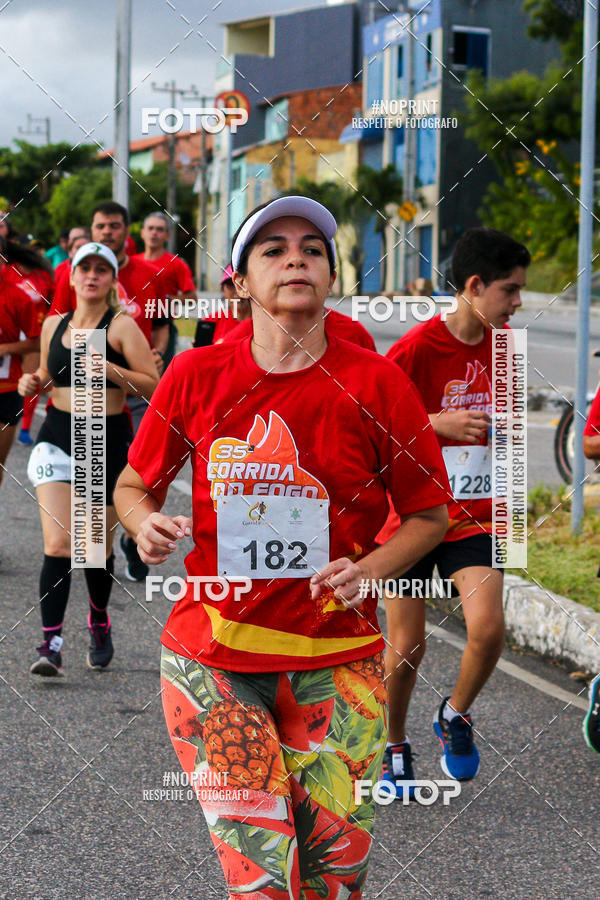 Achetez vos photos de l'vnement35  Corrida  do Fogo  sur Fotop