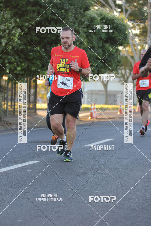 Buy your photos of the event14 Corrida Seven RioPreto Shopping Center on Fotop