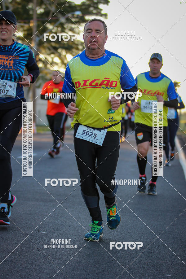 Buy your photos of the event14 Corrida Seven RioPreto Shopping Center on Fotop