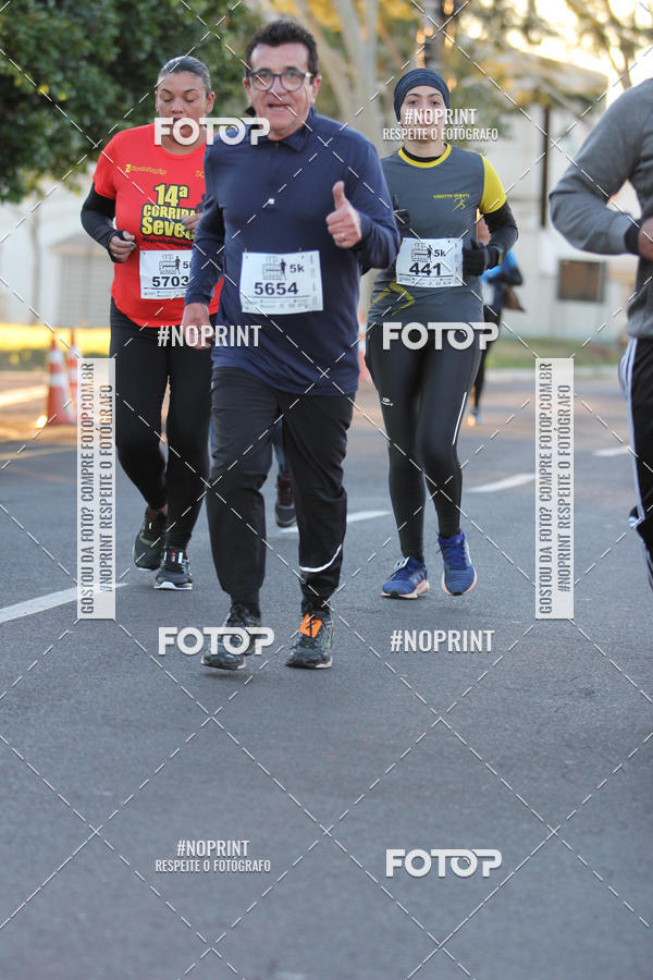 Buy your photos of the event14 Corrida Seven RioPreto Shopping Center on Fotop