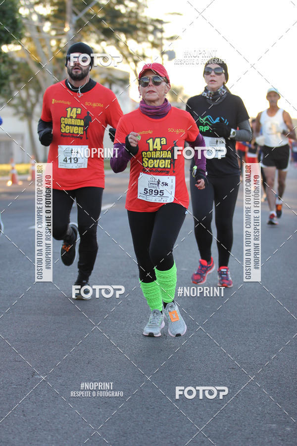 Buy your photos of the event14 Corrida Seven RioPreto Shopping Center on Fotop