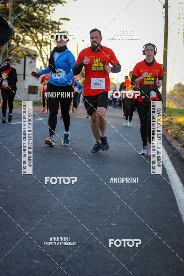 Buy your photos of the event14 Corrida Seven RioPreto Shopping Center on Fotop