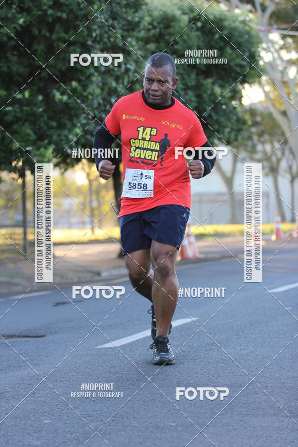 Buy your photos of the event14 Corrida Seven RioPreto Shopping Center on Fotop