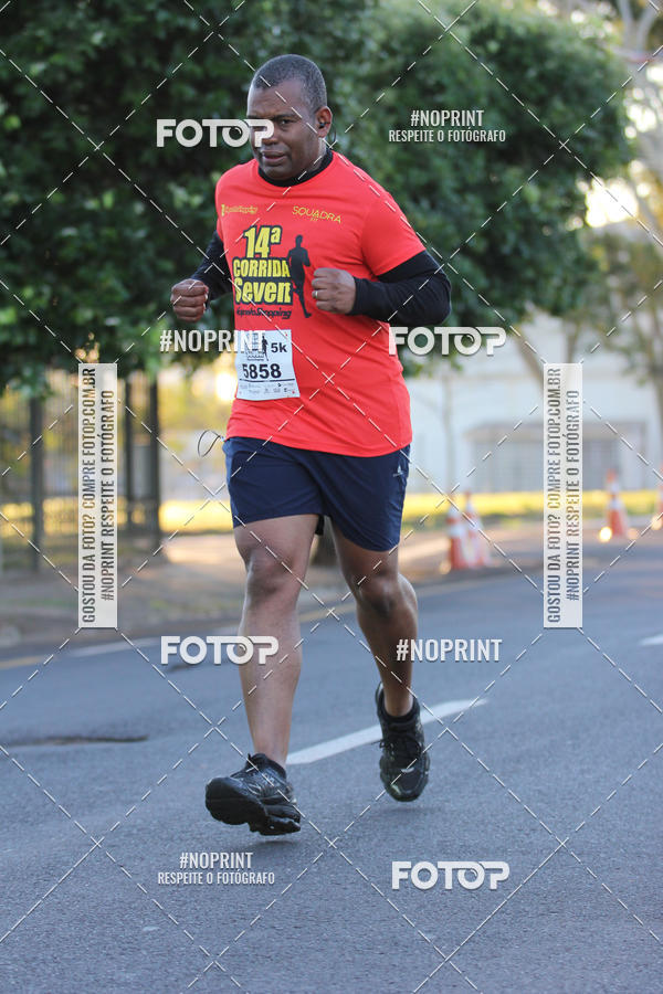 Buy your photos of the event14 Corrida Seven RioPreto Shopping Center on Fotop