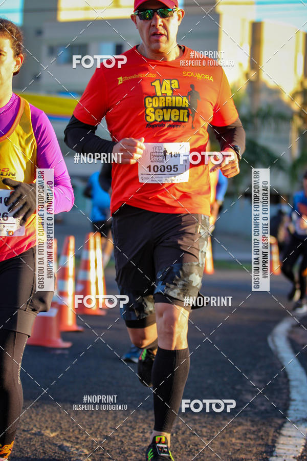 Buy your photos of the event14 Corrida Seven RioPreto Shopping Center on Fotop