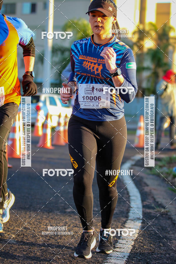 Buy your photos of the event14 Corrida Seven RioPreto Shopping Center on Fotop
