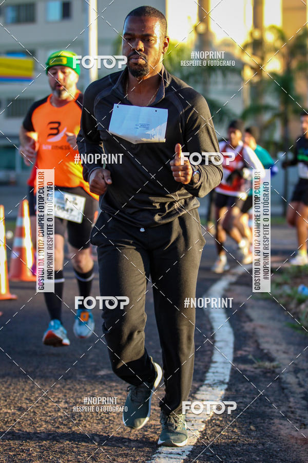 Buy your photos of the event14 Corrida Seven RioPreto Shopping Center on Fotop