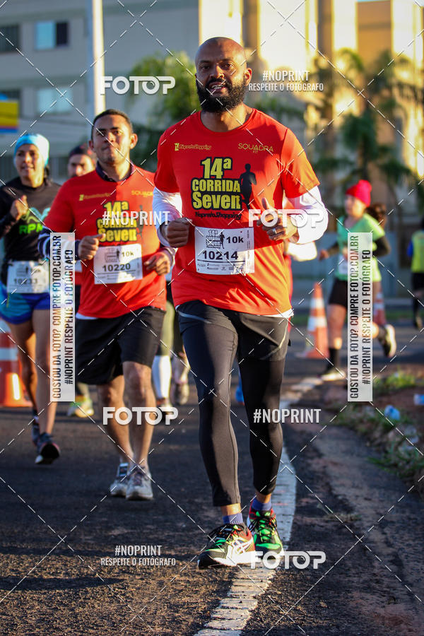Buy your photos of the event14 Corrida Seven RioPreto Shopping Center on Fotop