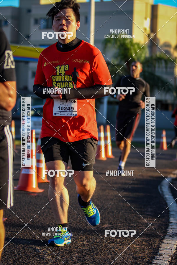 Buy your photos of the event14 Corrida Seven RioPreto Shopping Center on Fotop