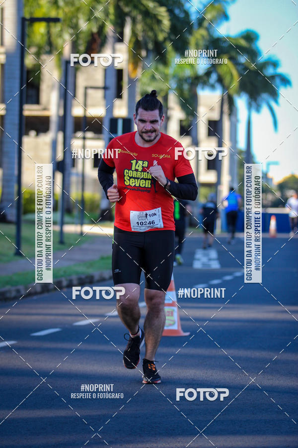 Buy your photos of the event14 Corrida Seven RioPreto Shopping Center on Fotop