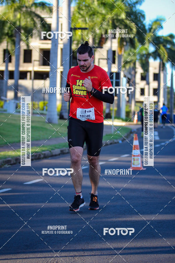 Buy your photos of the event14 Corrida Seven RioPreto Shopping Center on Fotop