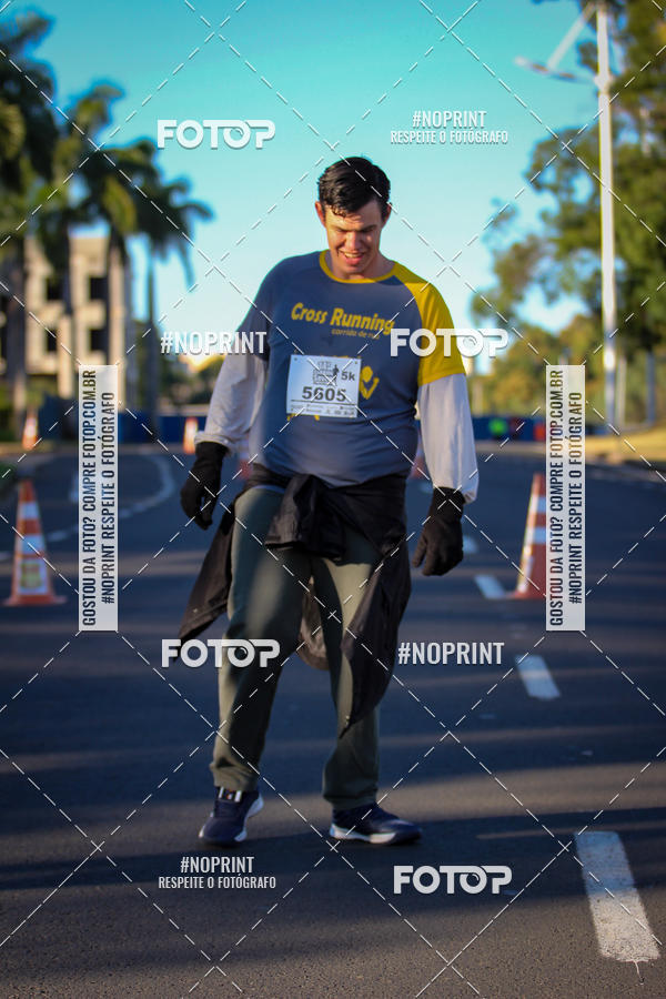 Buy your photos of the event14 Corrida Seven RioPreto Shopping Center on Fotop