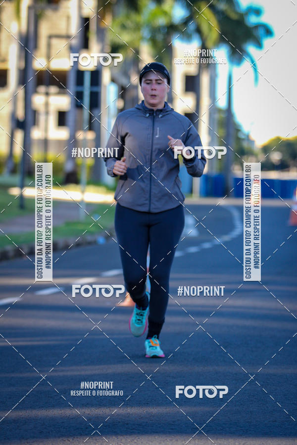 Buy your photos of the event14 Corrida Seven RioPreto Shopping Center on Fotop