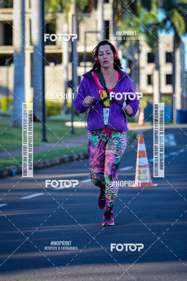 Buy your photos of the event14 Corrida Seven RioPreto Shopping Center on Fotop