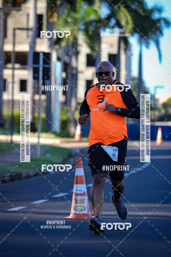 Buy your photos of the event14 Corrida Seven RioPreto Shopping Center on Fotop