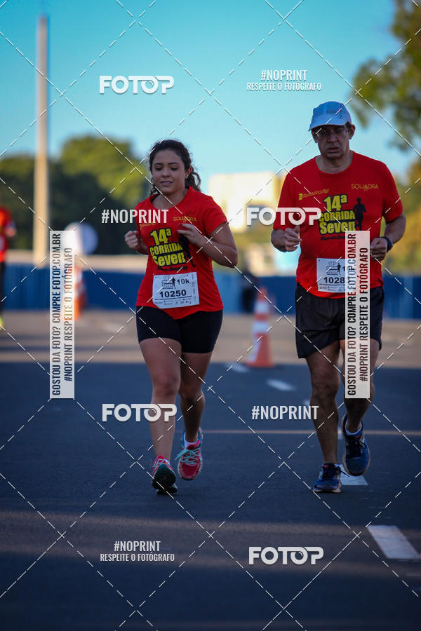 Buy your photos of the event14 Corrida Seven RioPreto Shopping Center on Fotop