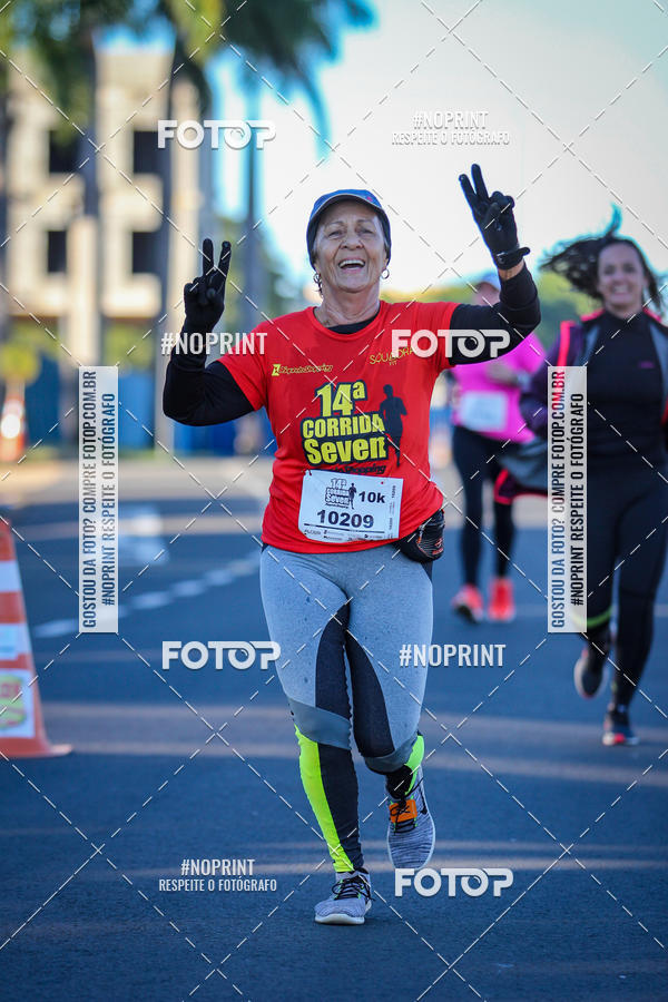 Buy your photos of the event14 Corrida Seven RioPreto Shopping Center on Fotop
