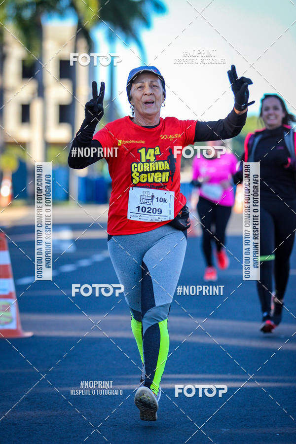 Buy your photos of the event14 Corrida Seven RioPreto Shopping Center on Fotop
