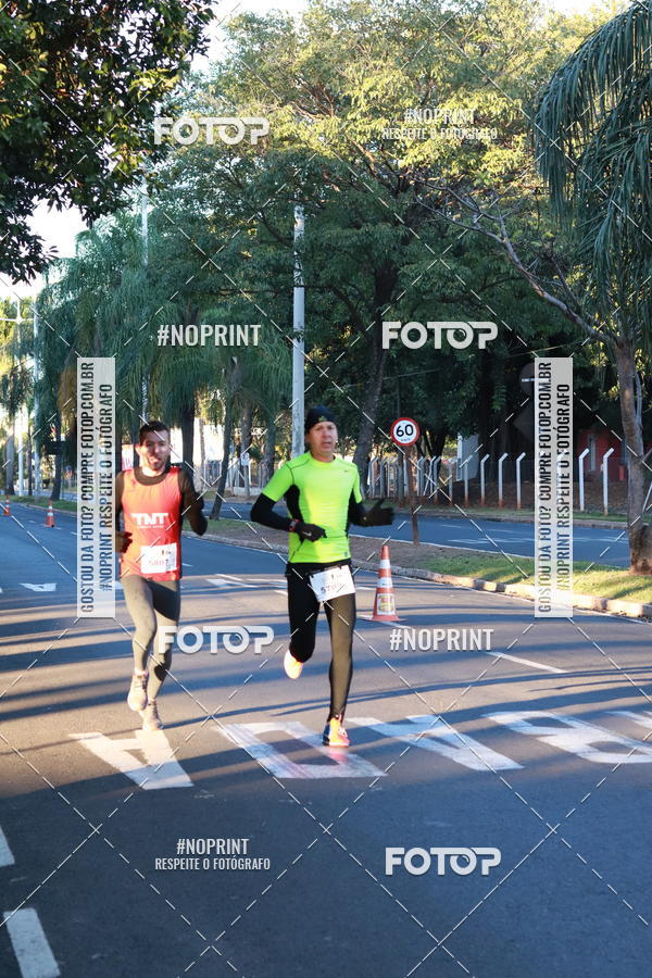 Buy your photos of the event14 Corrida Seven RioPreto Shopping Center on Fotop