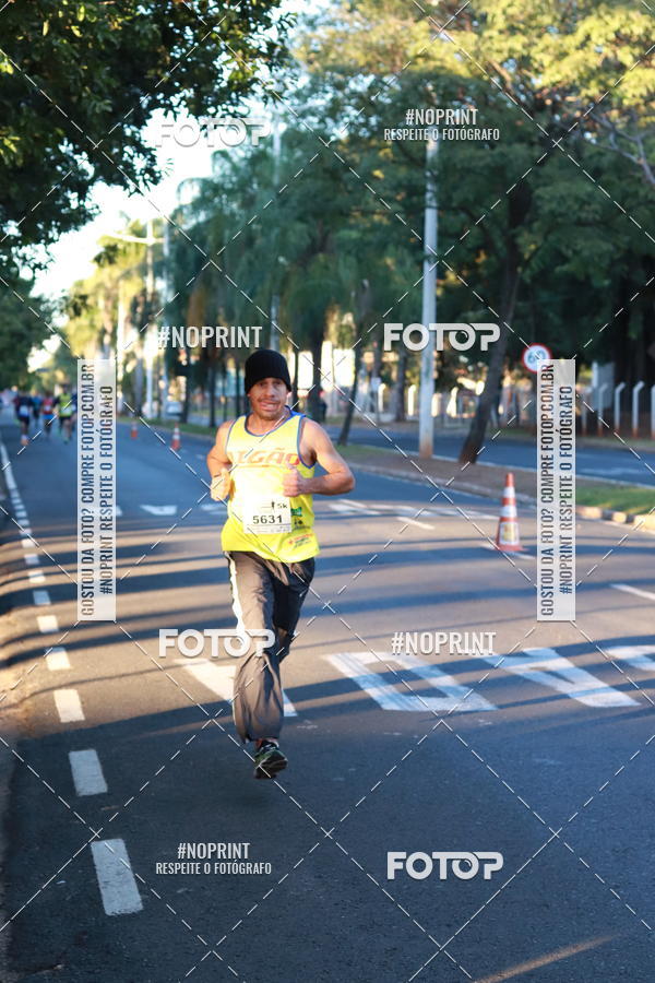 Buy your photos of the event14 Corrida Seven RioPreto Shopping Center on Fotop