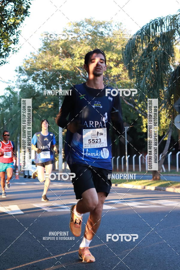 Buy your photos of the event14 Corrida Seven RioPreto Shopping Center on Fotop
