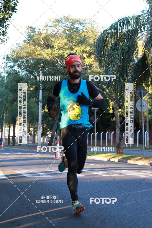 Buy your photos of the event14 Corrida Seven RioPreto Shopping Center on Fotop