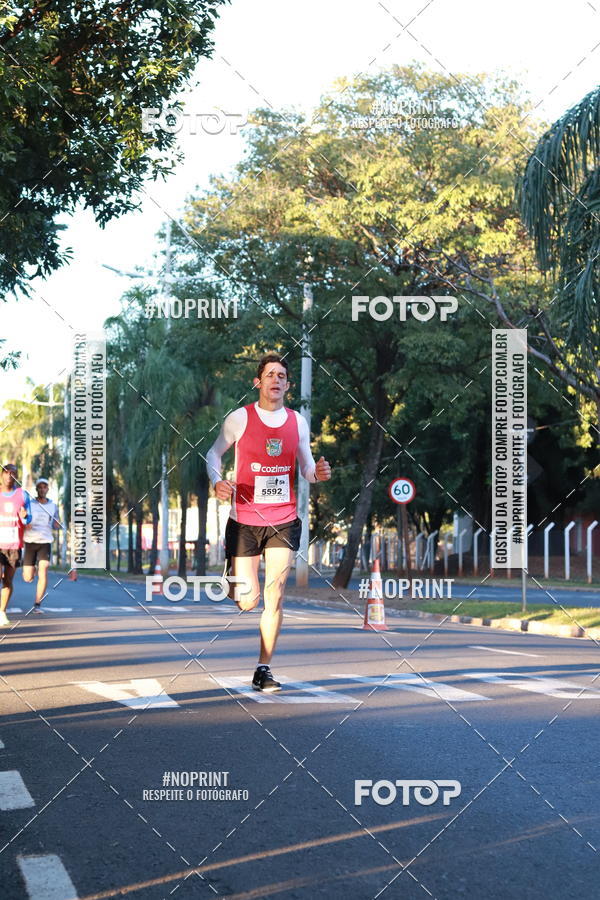 Buy your photos of the event14 Corrida Seven RioPreto Shopping Center on Fotop