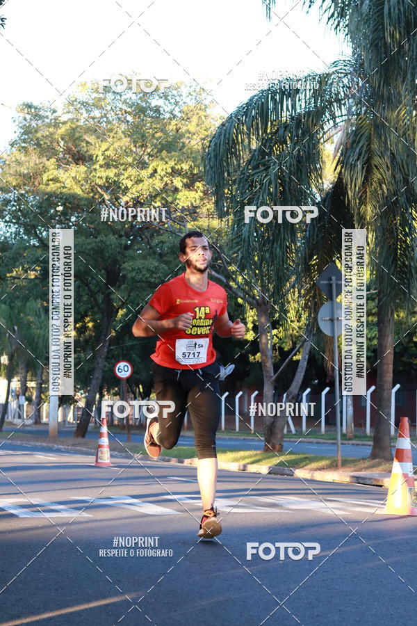 Buy your photos of the event14 Corrida Seven RioPreto Shopping Center on Fotop