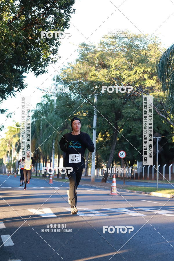 Buy your photos of the event14 Corrida Seven RioPreto Shopping Center on Fotop