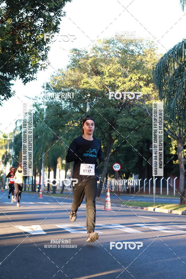 Buy your photos of the event14 Corrida Seven RioPreto Shopping Center on Fotop