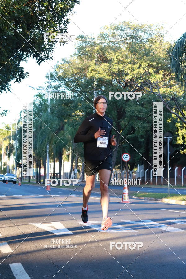 Buy your photos of the event14 Corrida Seven RioPreto Shopping Center on Fotop