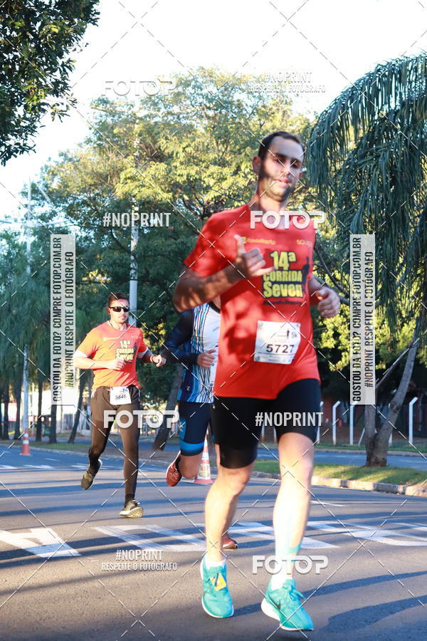 Buy your photos of the event14 Corrida Seven RioPreto Shopping Center on Fotop