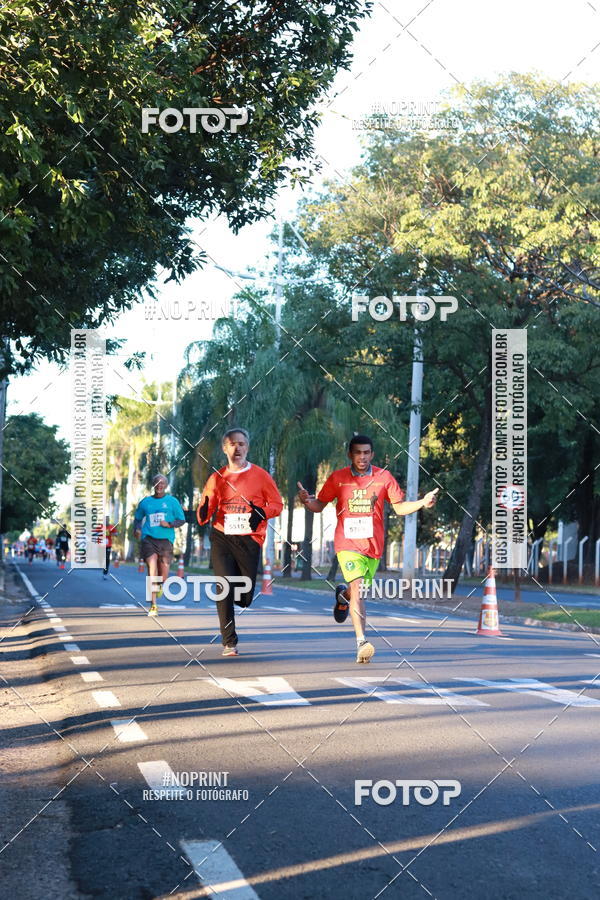 Buy your photos of the event14 Corrida Seven RioPreto Shopping Center on Fotop