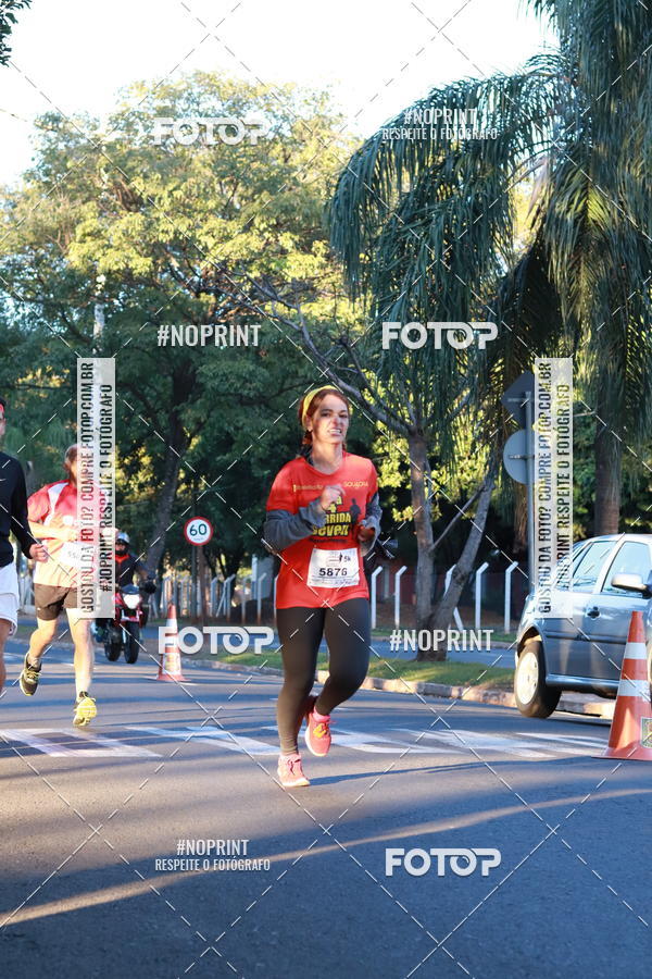 Buy your photos of the event14 Corrida Seven RioPreto Shopping Center on Fotop