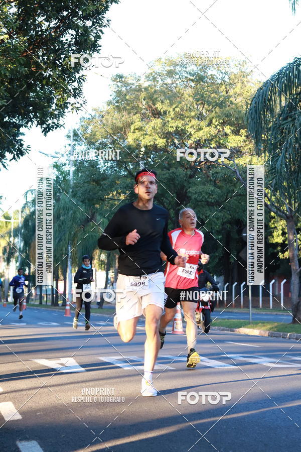 Buy your photos of the event14 Corrida Seven RioPreto Shopping Center on Fotop