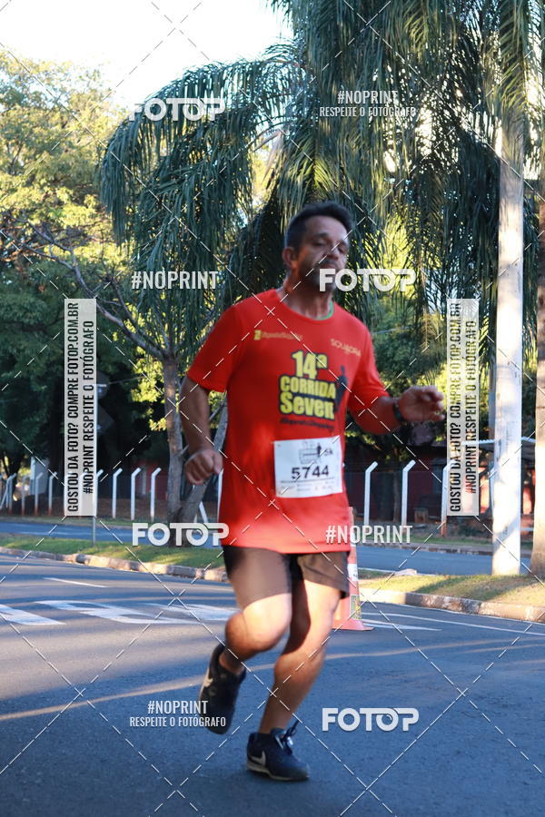 Buy your photos of the event14 Corrida Seven RioPreto Shopping Center on Fotop