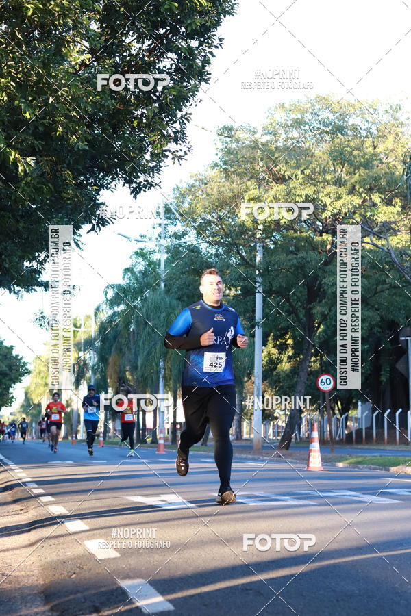 Buy your photos of the event14 Corrida Seven RioPreto Shopping Center on Fotop