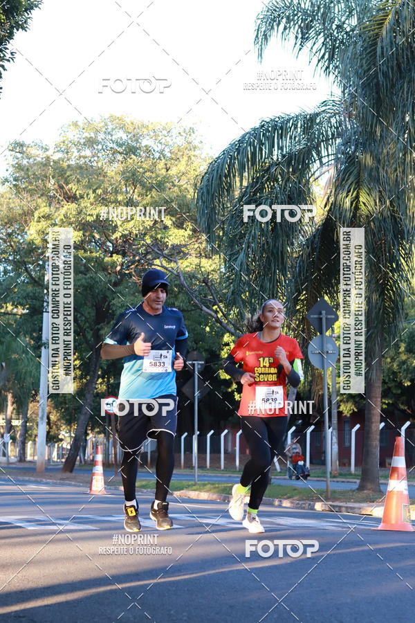 Buy your photos of the event14 Corrida Seven RioPreto Shopping Center on Fotop