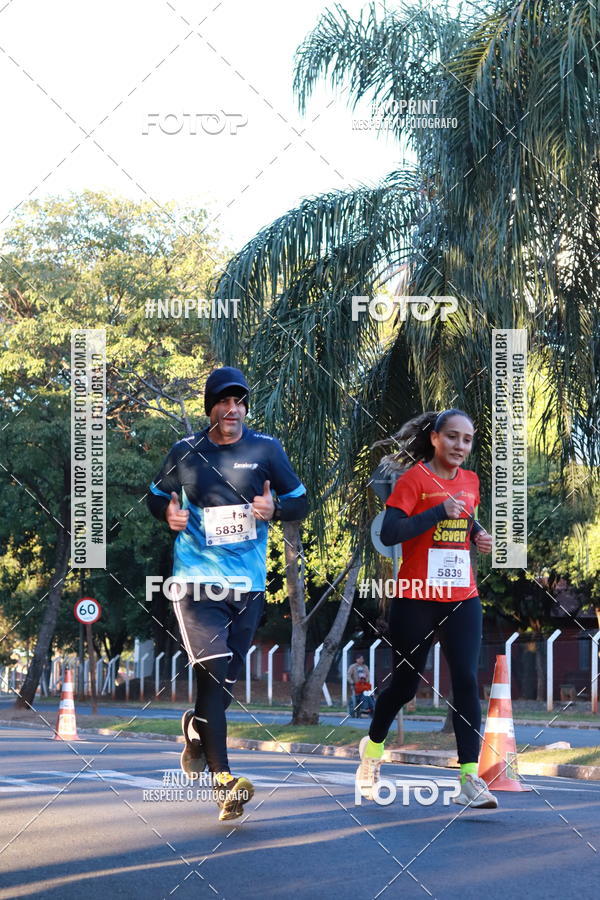 Buy your photos of the event14 Corrida Seven RioPreto Shopping Center on Fotop