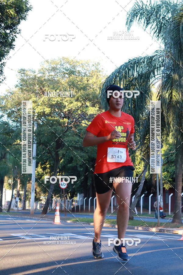 Buy your photos of the event14 Corrida Seven RioPreto Shopping Center on Fotop
