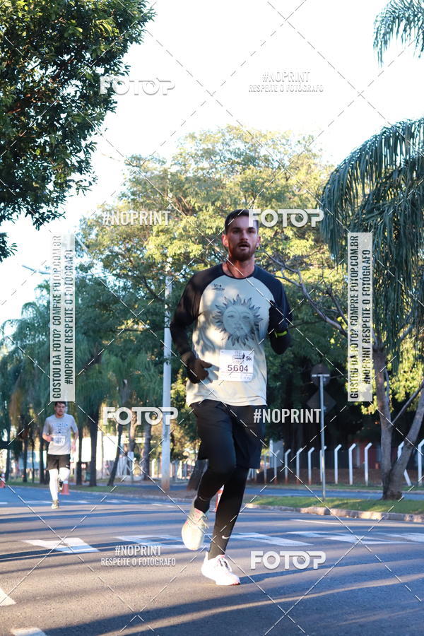 Buy your photos of the event14 Corrida Seven RioPreto Shopping Center on Fotop