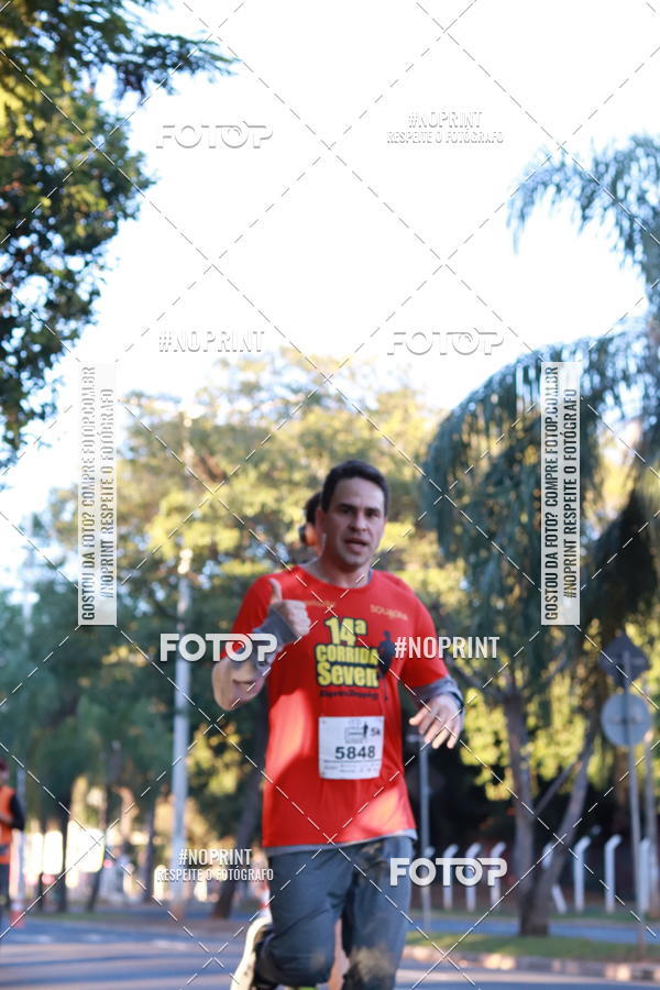 Buy your photos of the event14 Corrida Seven RioPreto Shopping Center on Fotop