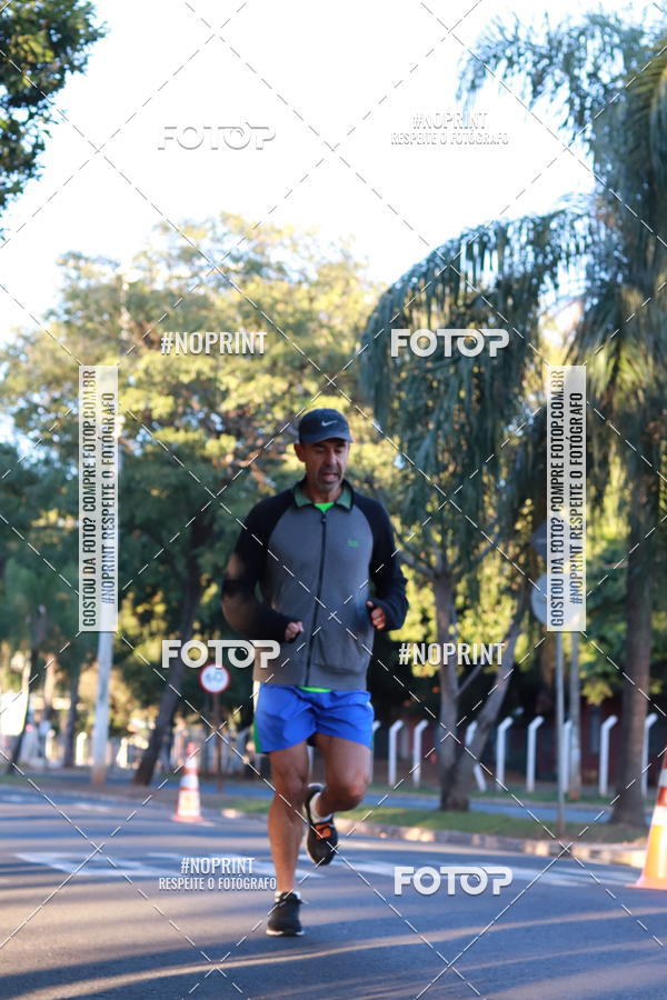 Buy your photos of the event14 Corrida Seven RioPreto Shopping Center on Fotop