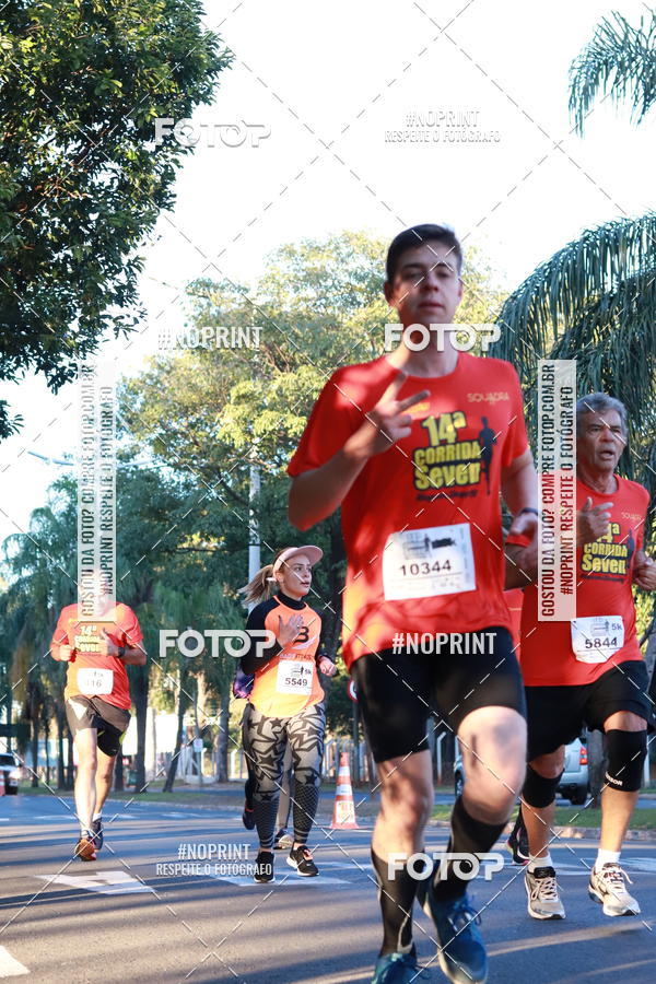 Buy your photos of the event14 Corrida Seven RioPreto Shopping Center on Fotop